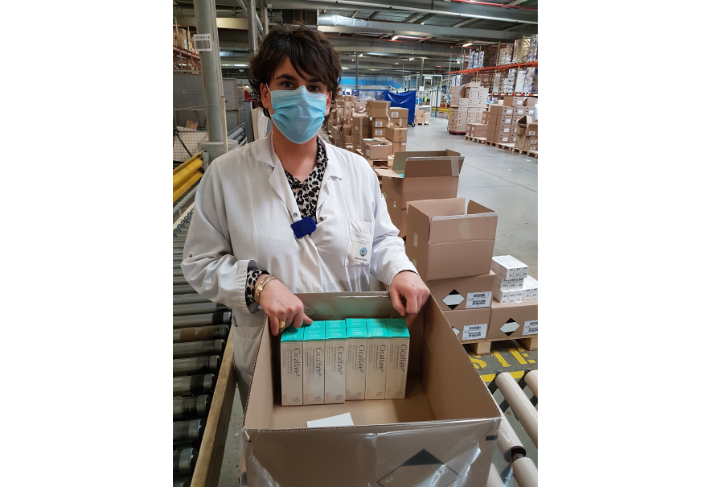 une employée de la distribution Pierre Fabre