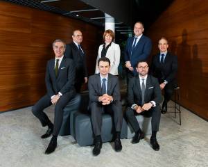 Photo de groupe du comité de direction des Laboratoires Pierre Fabre Photo de groupe du comité de direction des Laboratoires Pierre Fabre