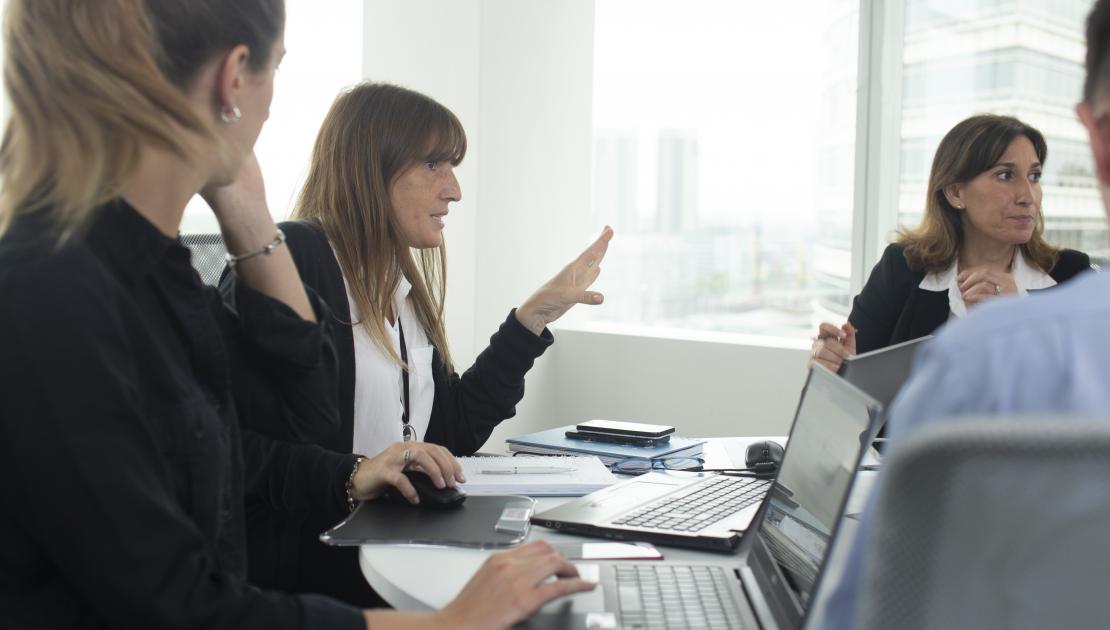 salariés en réunion